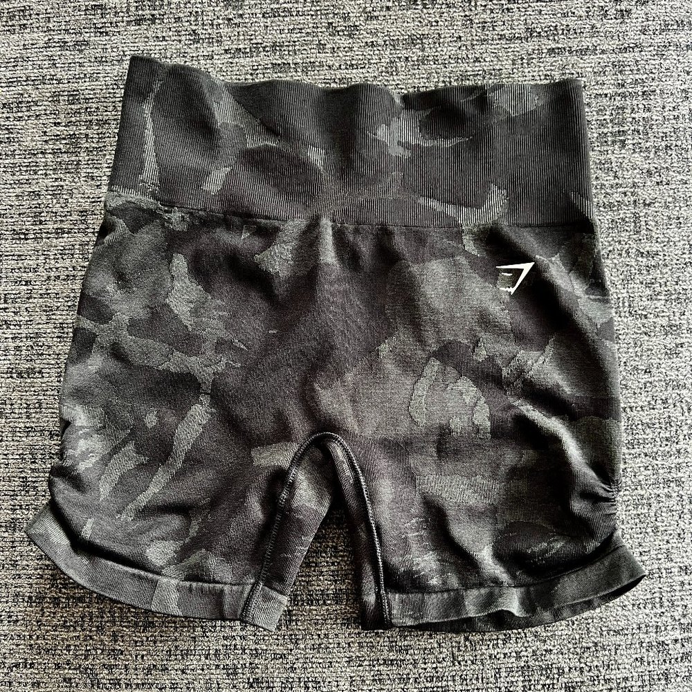 Gymshark Adapt Camo Seamless Shorts, Black